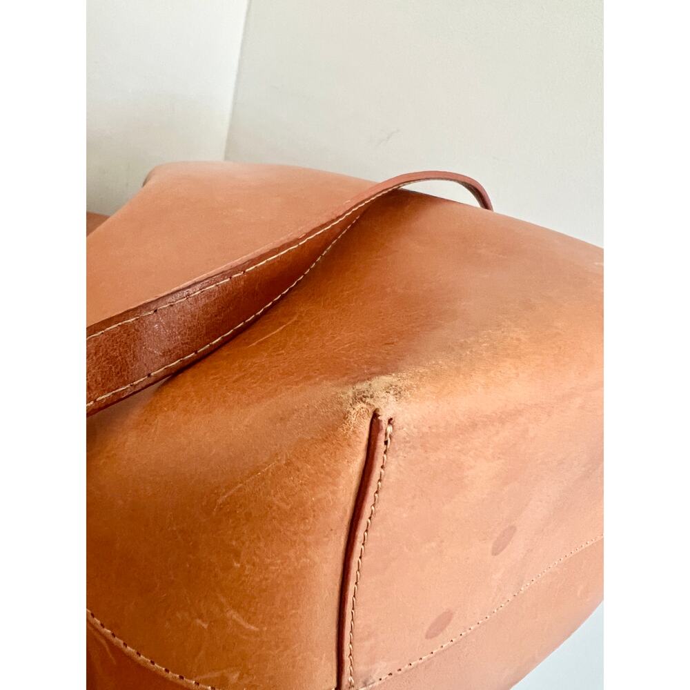 Mansur Gavriel Brown Crossbody Bag with Timeless Design - Picture 14 of 16